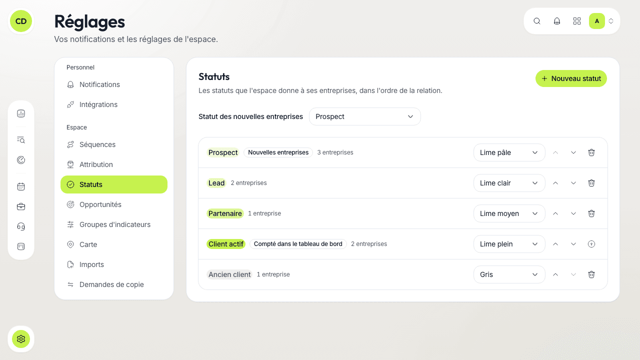 Réglages › Statuts : la colonne des réglages à gauche, groupes « Personnel » et « Espace », et la liste des statuts d'entreprise de l'espace.
